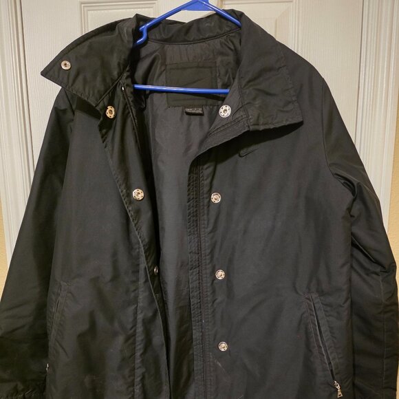 NIKE Black Zip up and Snap Closure Windbreaker Medium - EXCELLENT condition!! - Picture 1 of 7
